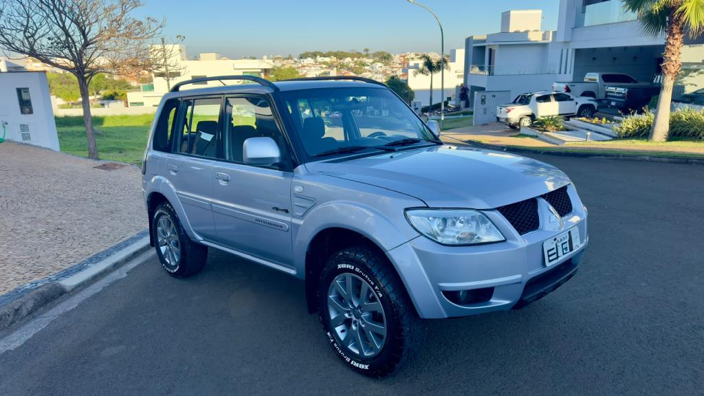 MITSUBISHI Pajero TR4 - Foto