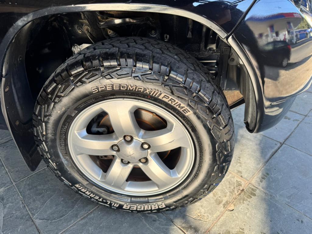 MITSUBISHI Pajero TR4 - Foto