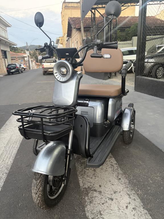 MOTO CHEFE 1000W - Foto