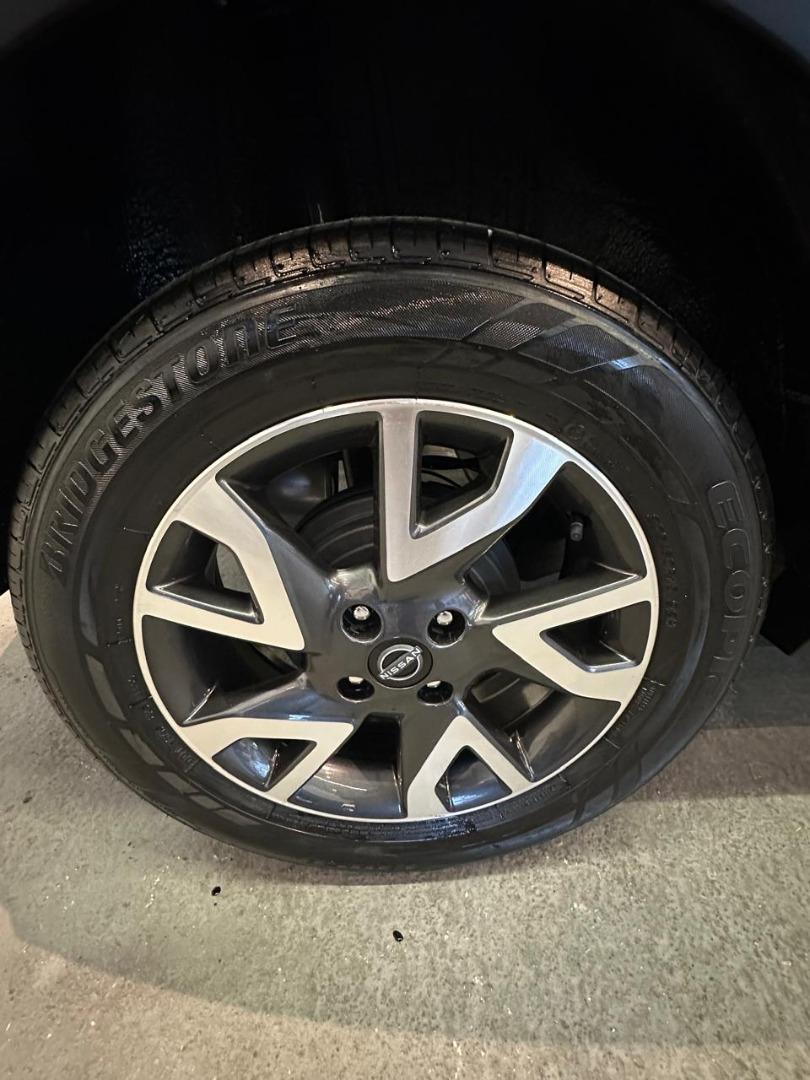 NISSAN Kicks - Miniatura