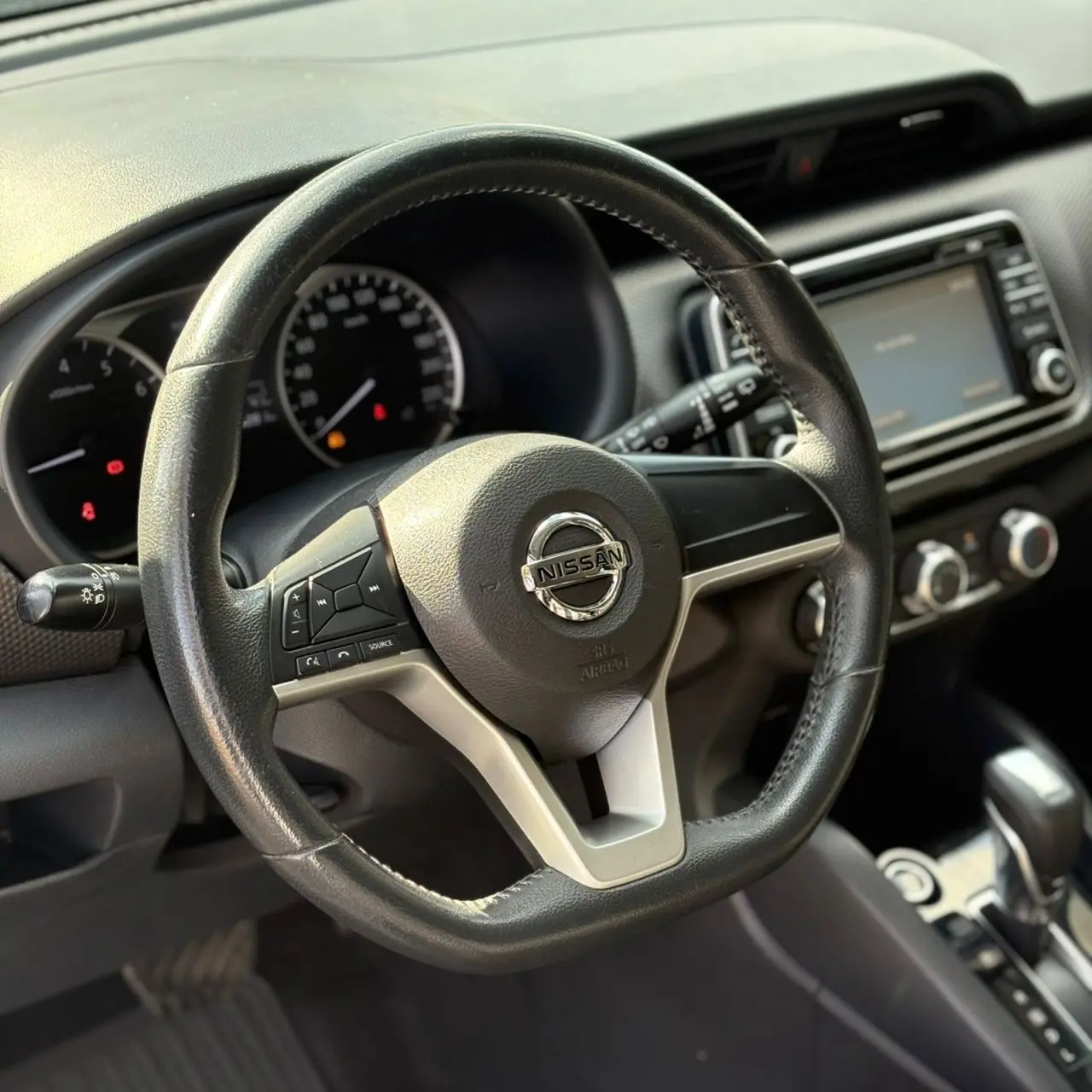 NISSAN Kicks - Foto