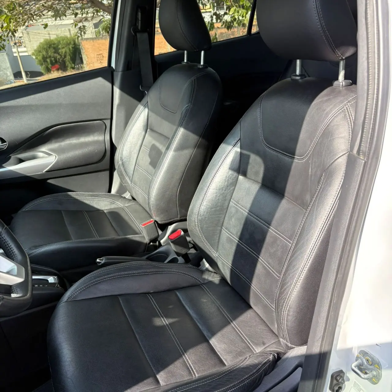 NISSAN Kicks - Foto