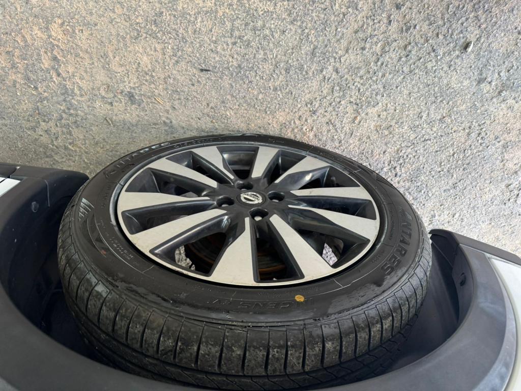 NISSAN Kicks - Foto