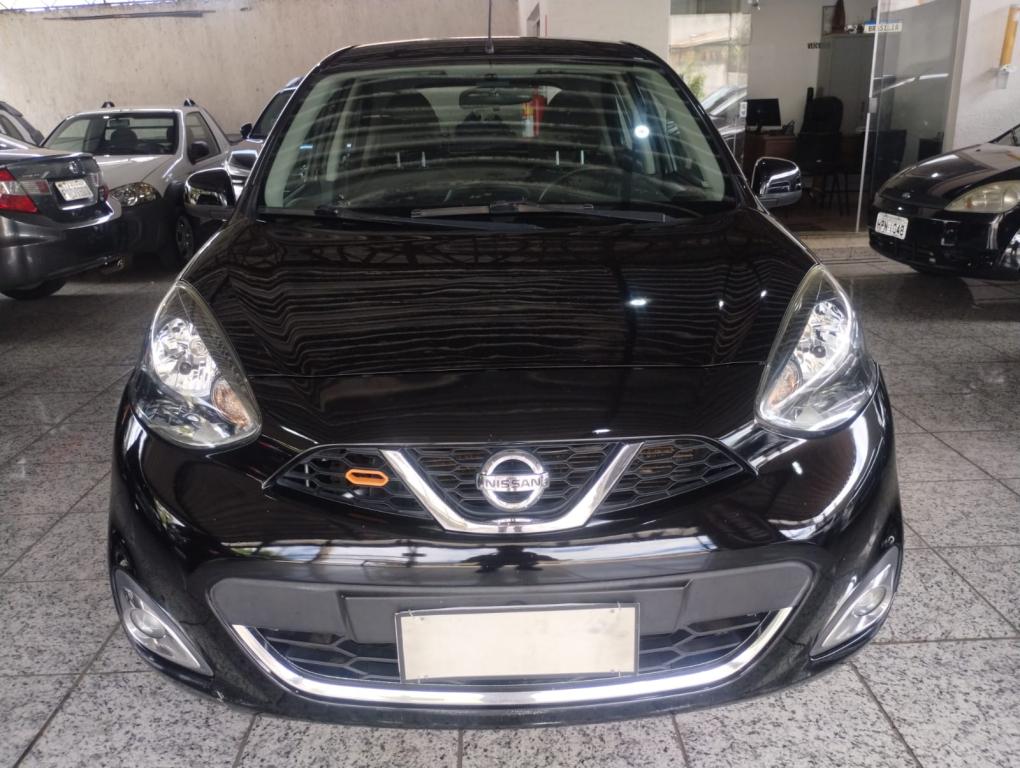 NISSAN March - Foto