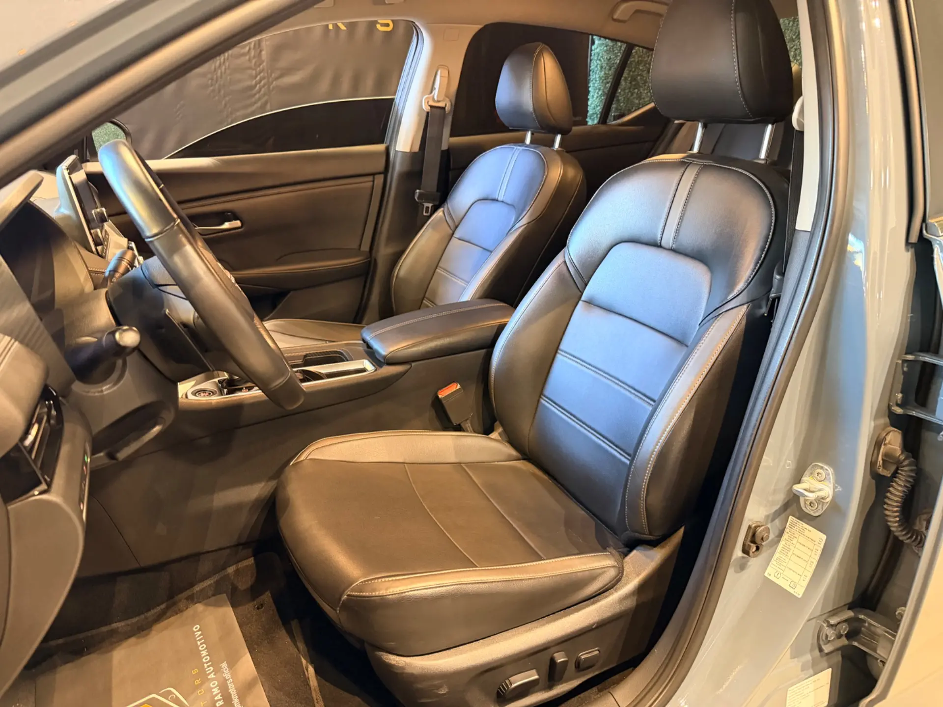 NISSAN Sentra - Foto