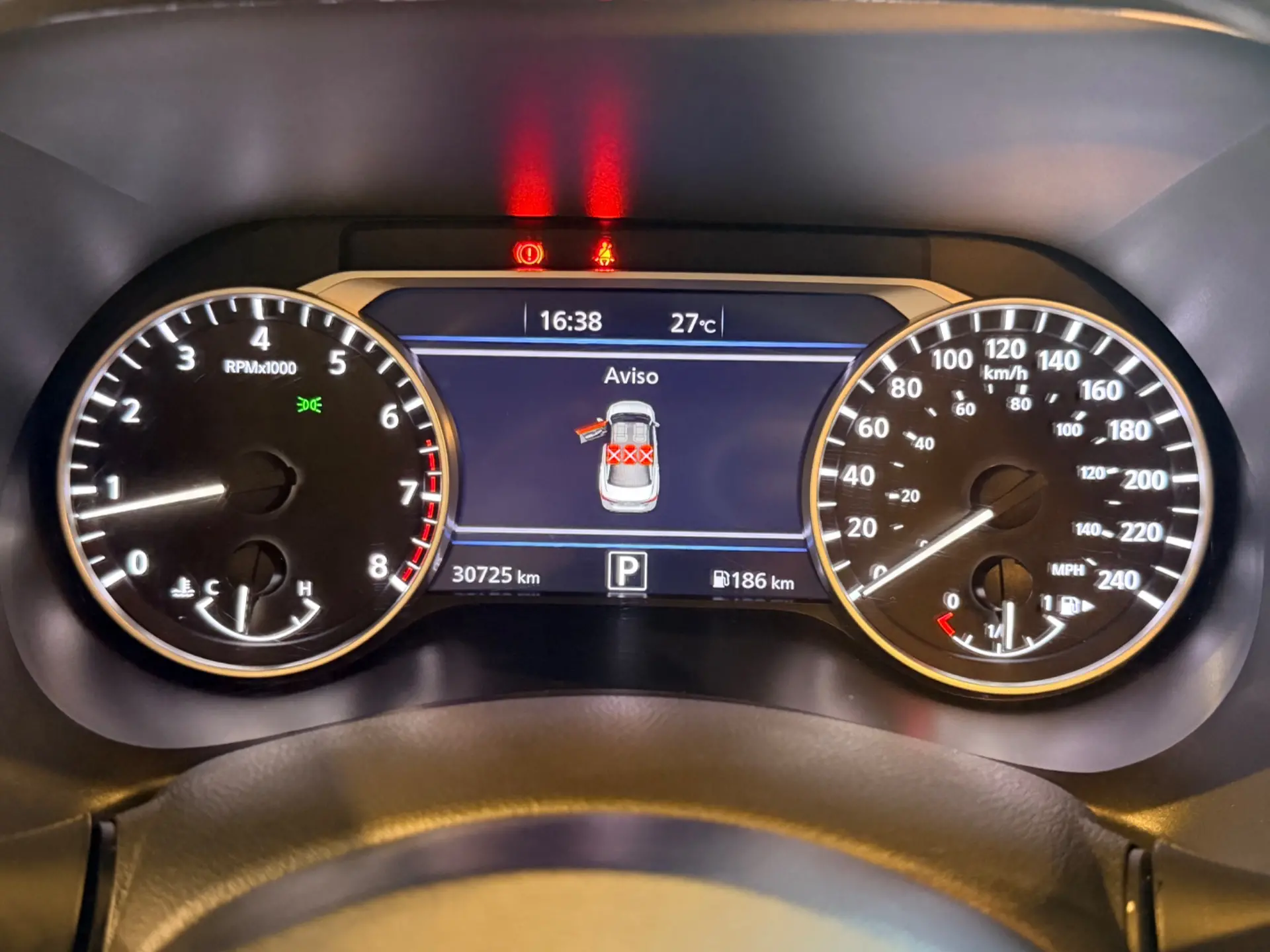 NISSAN Sentra - Foto
