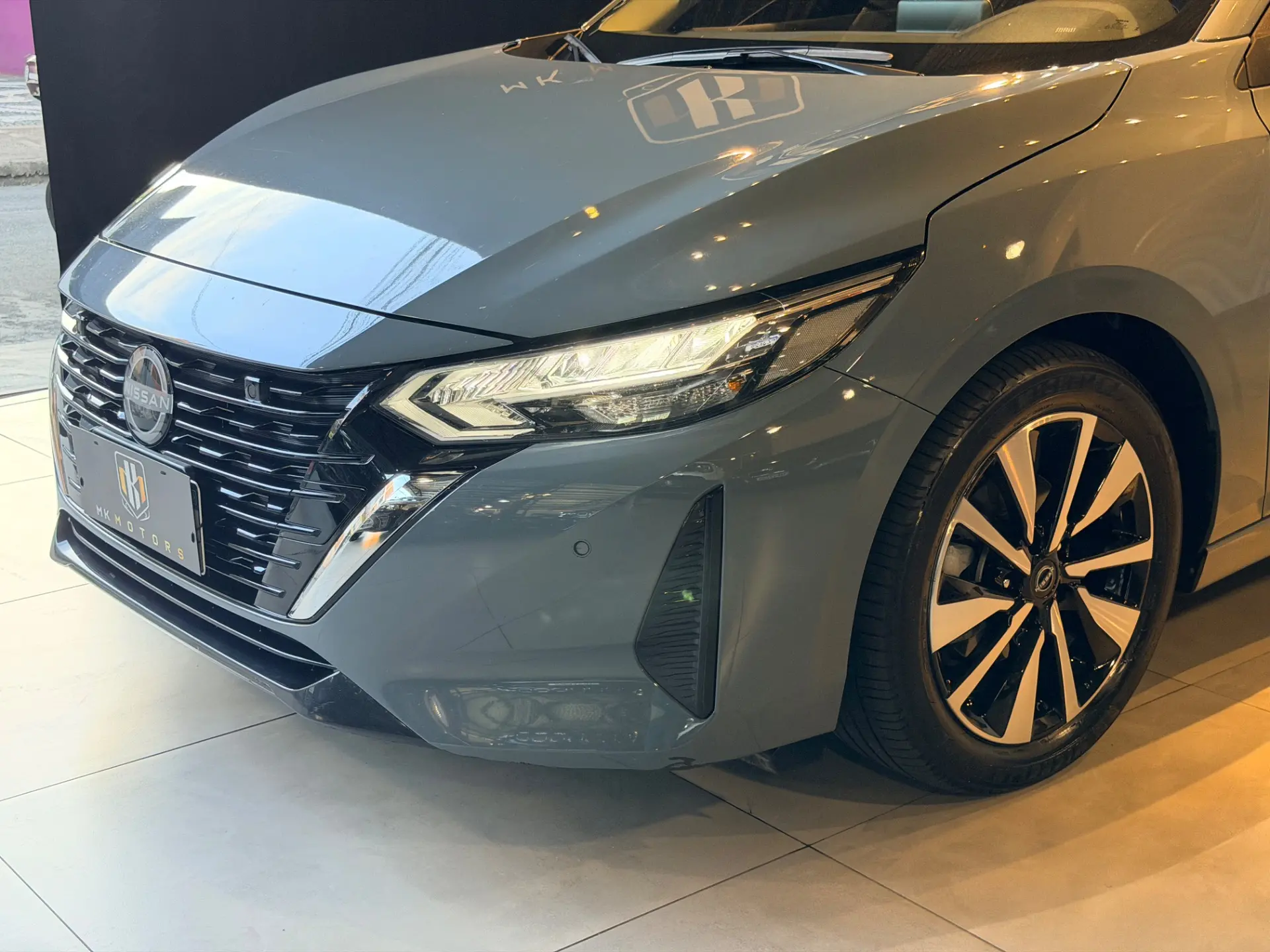 NISSAN Sentra - Foto