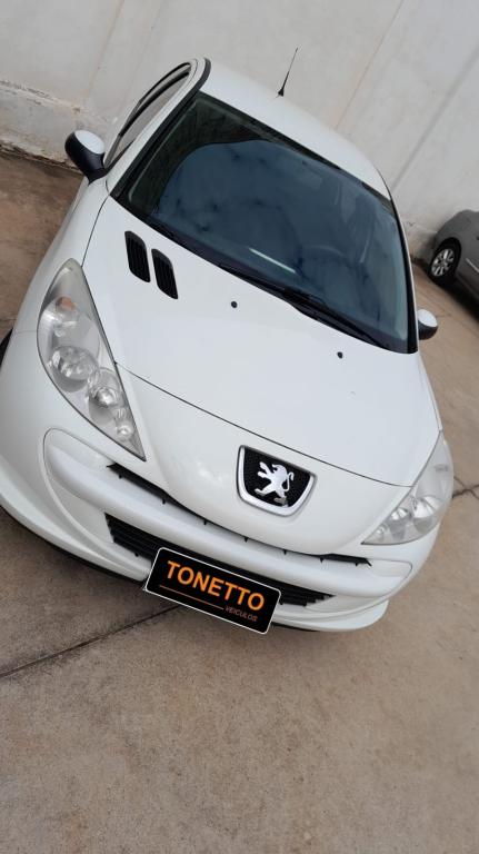 PEUGEOT 207 Sedan - Foto