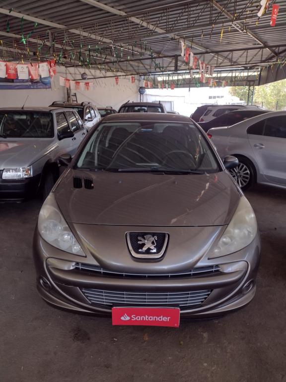 PEUGEOT 207 Sedan