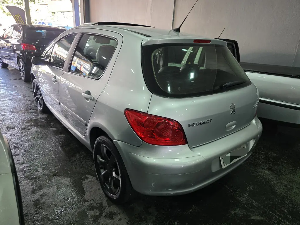 PEUGEOT 307 Hatch - Foto