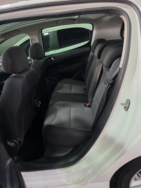 PEUGEOT 308 - Foto