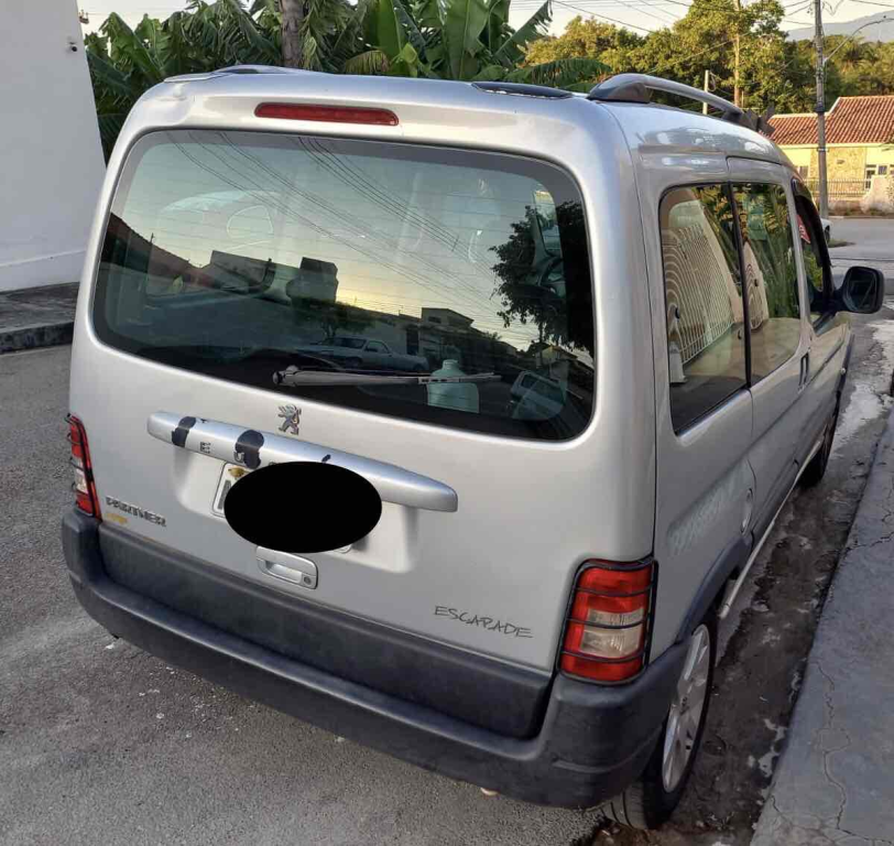 PEUGEOT Partner - Foto