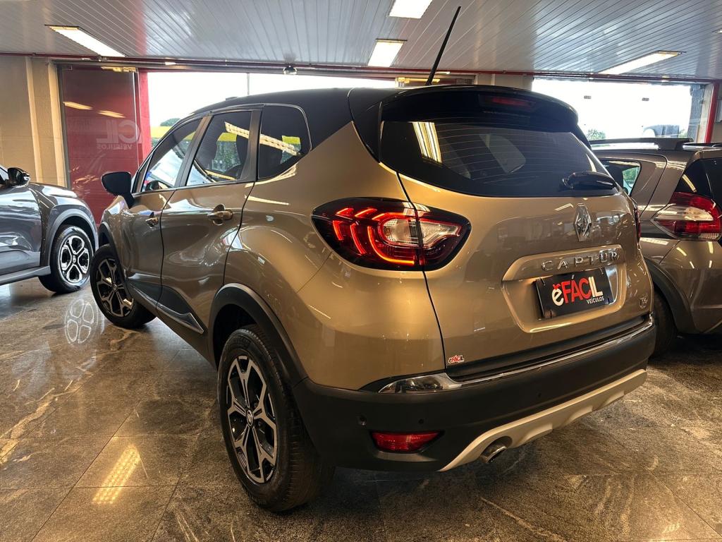 RENAULT Captur - Foto