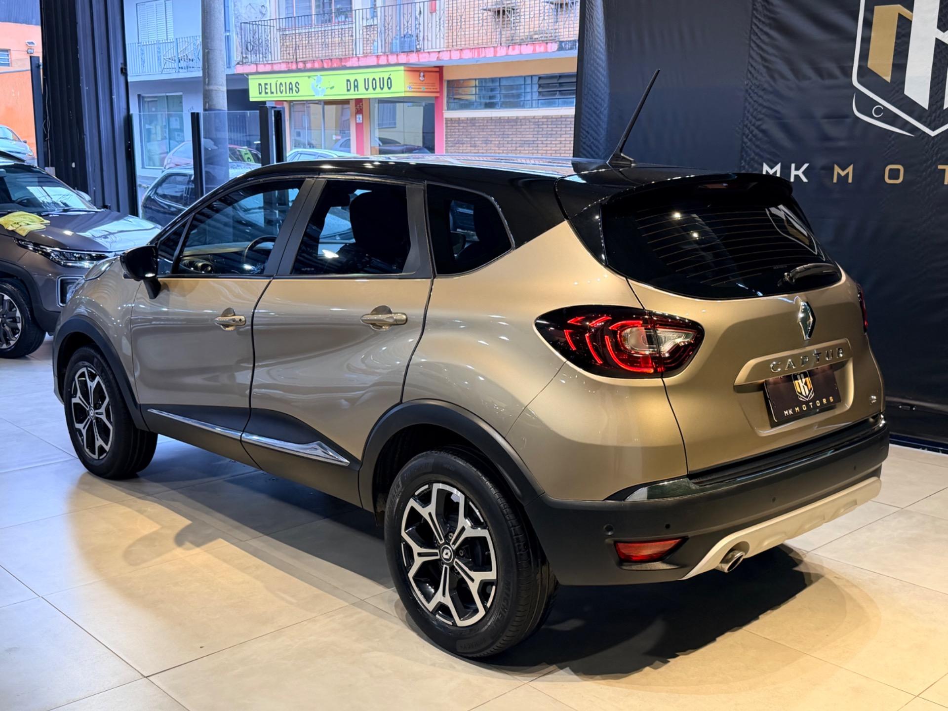 RENAULT Captur - Foto