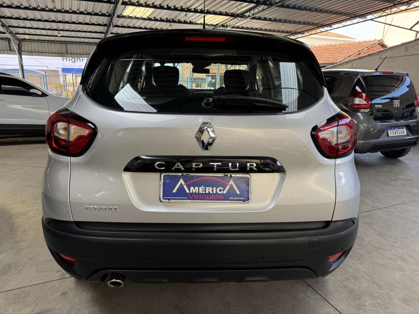 RENAULT Captur - Foto