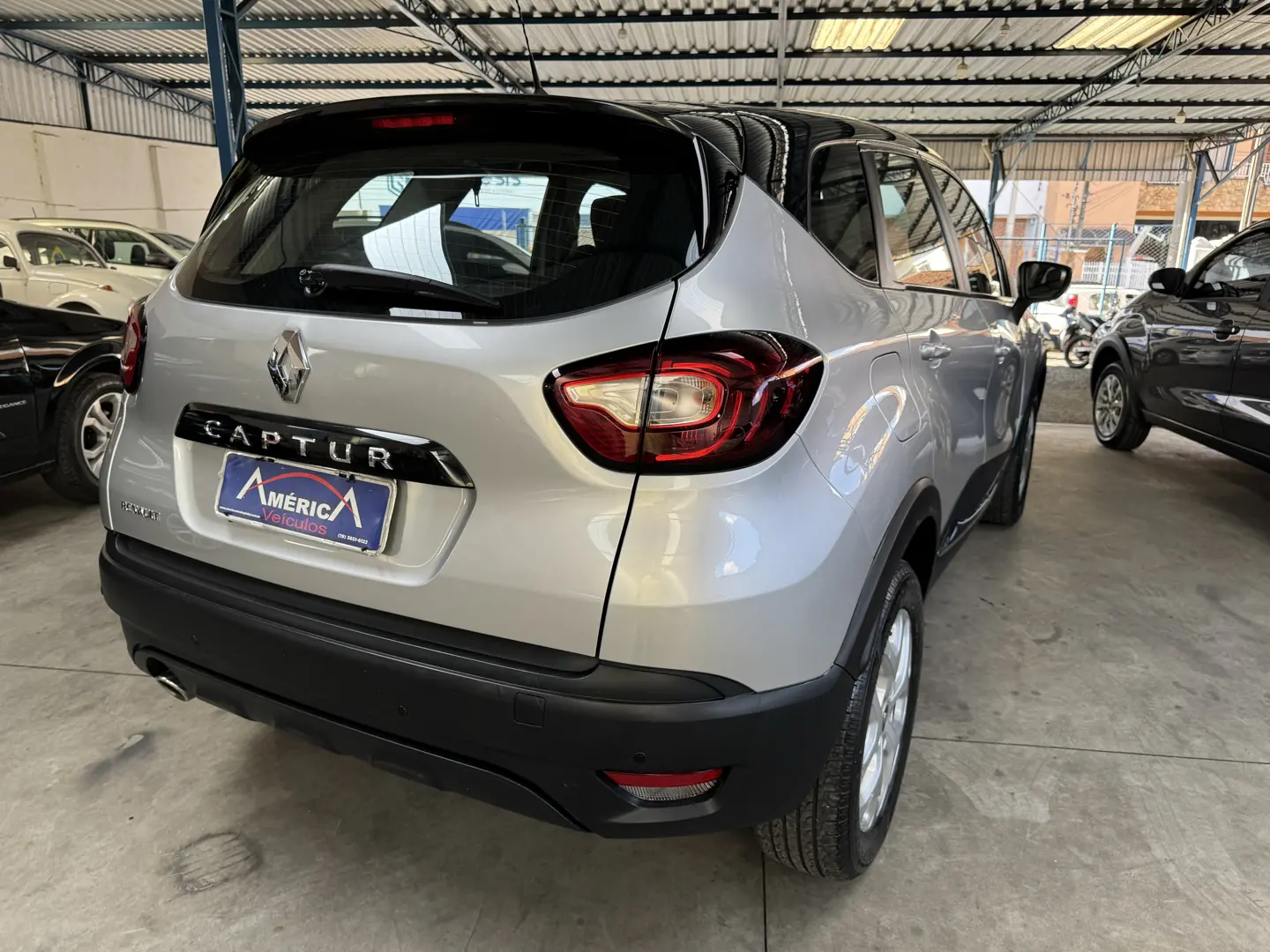 RENAULT Captur - Foto