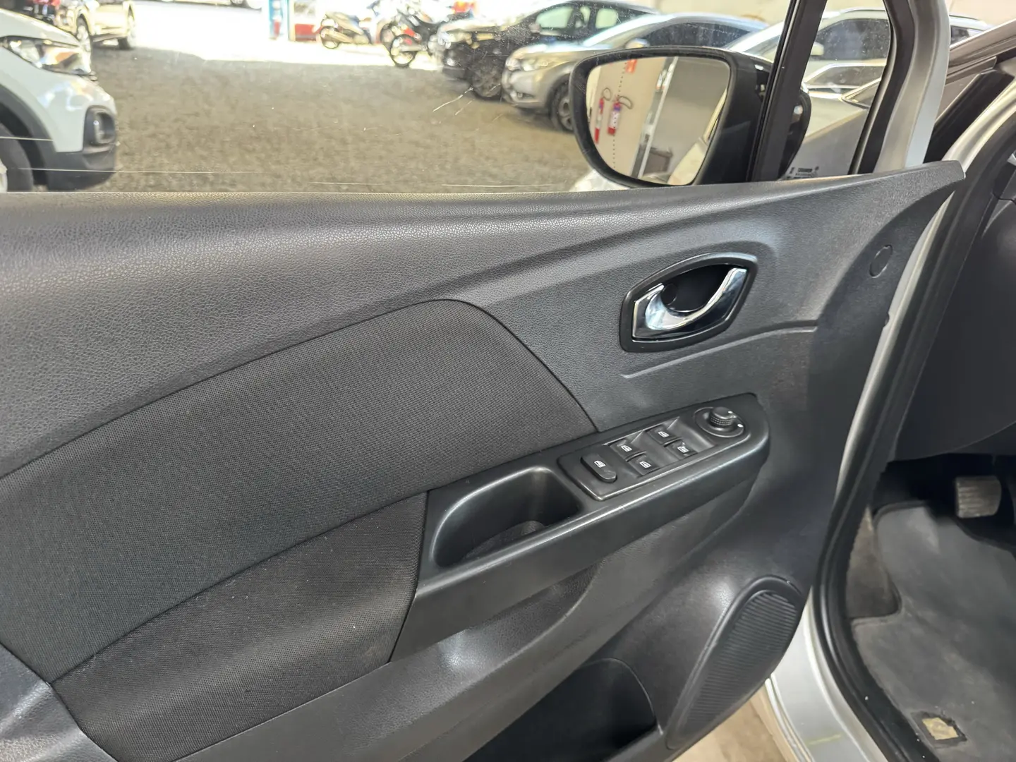 RENAULT Captur - Foto