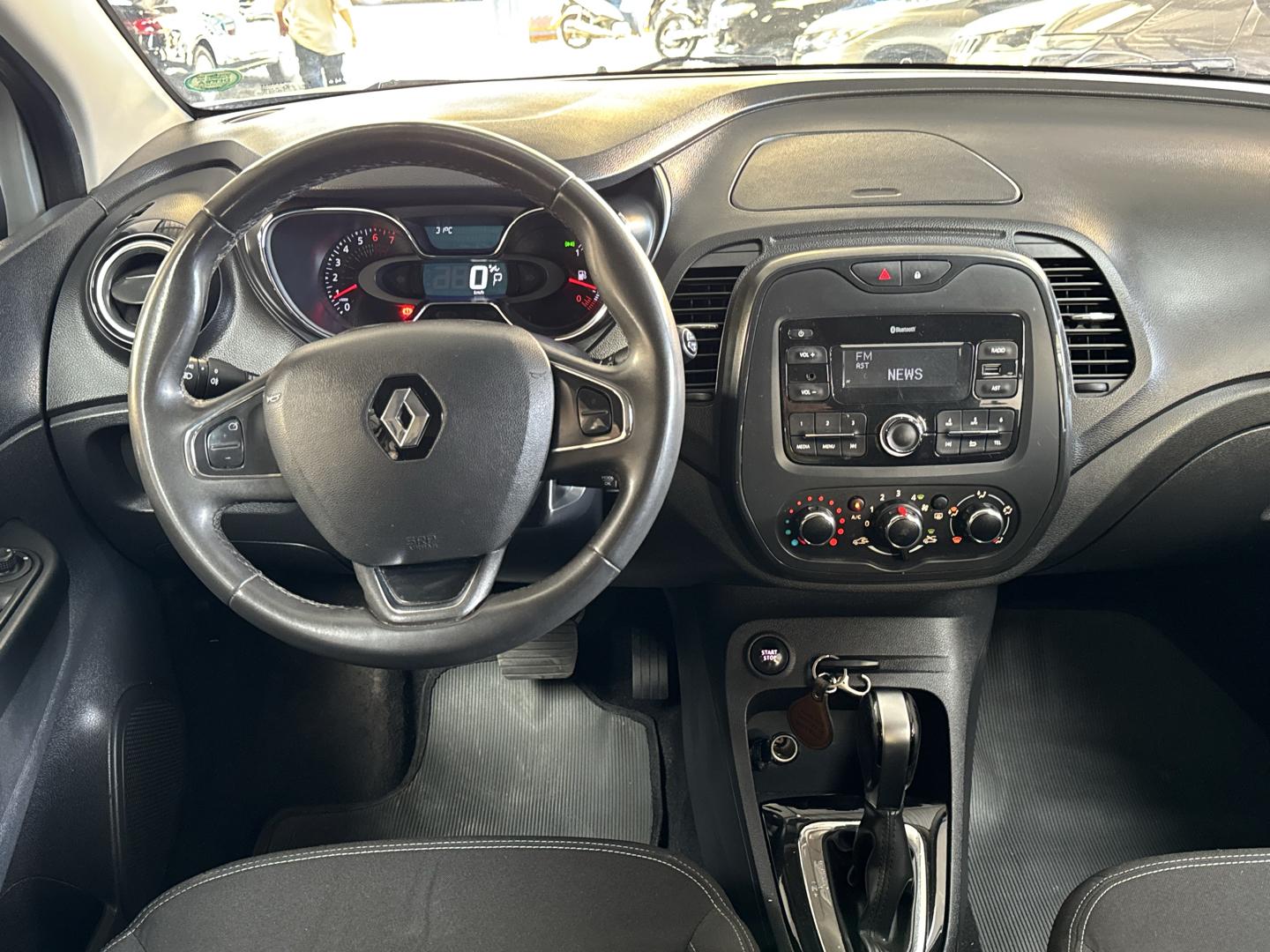 RENAULT Captur - Foto