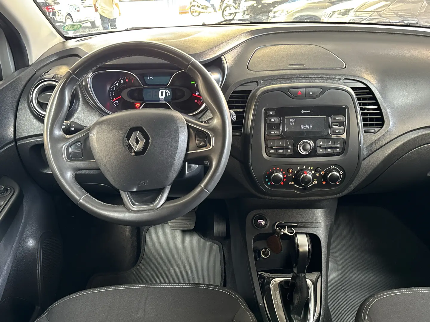 RENAULT Captur - Foto