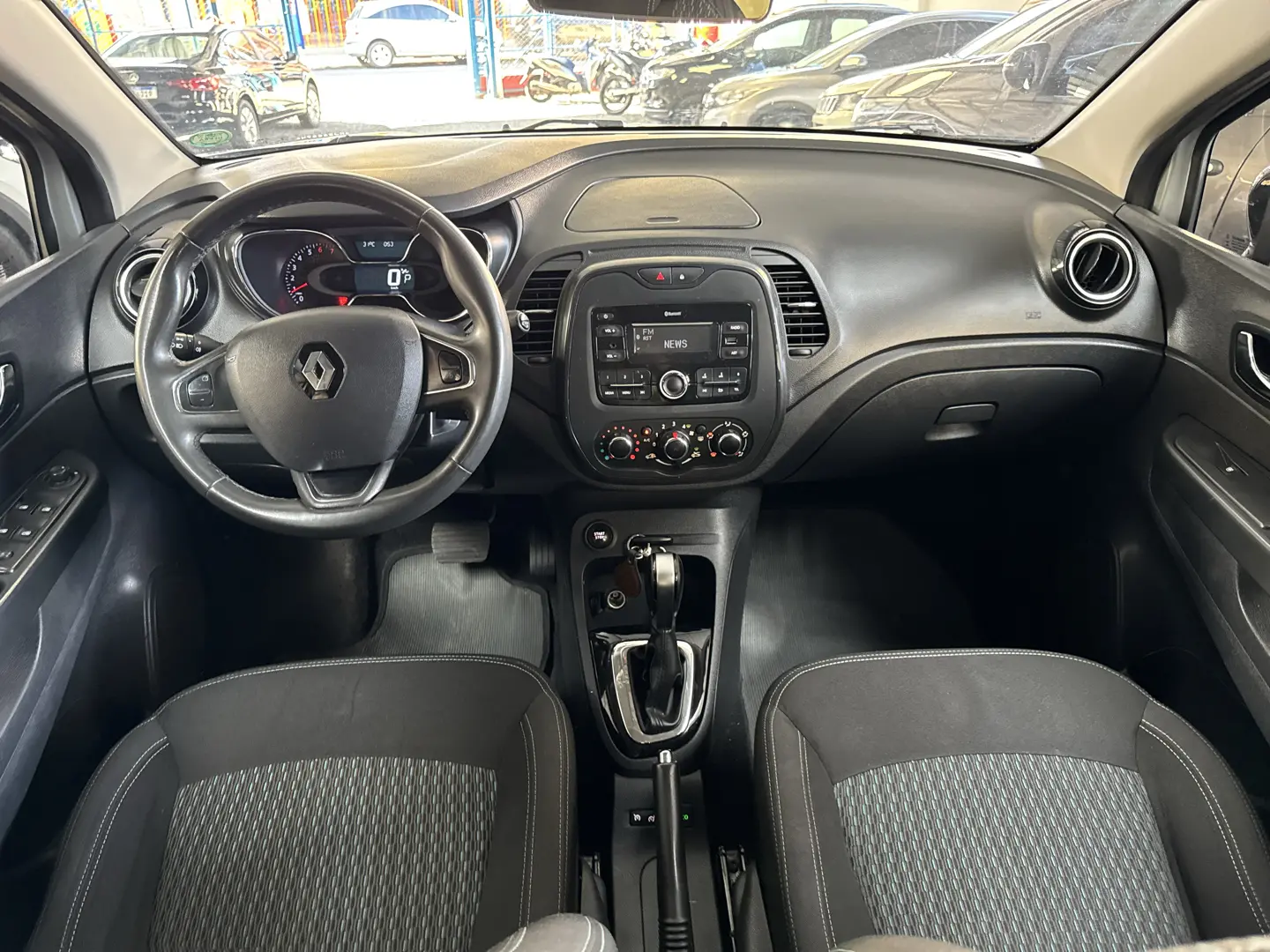 RENAULT Captur - Foto