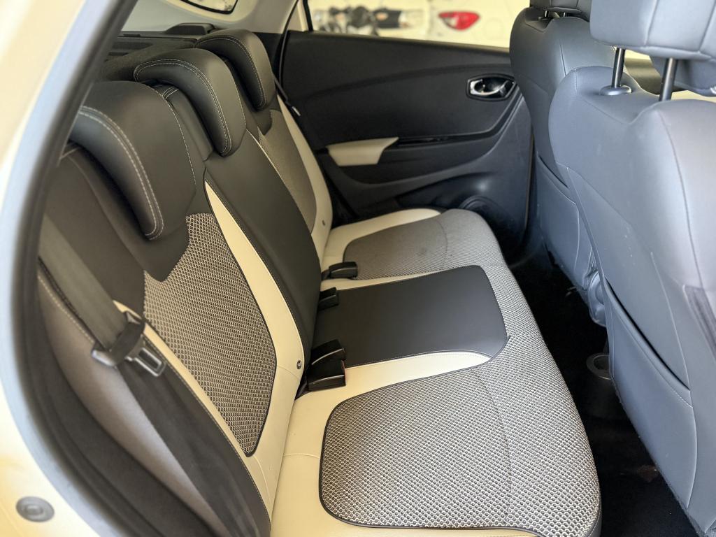 RENAULT Captur - Foto