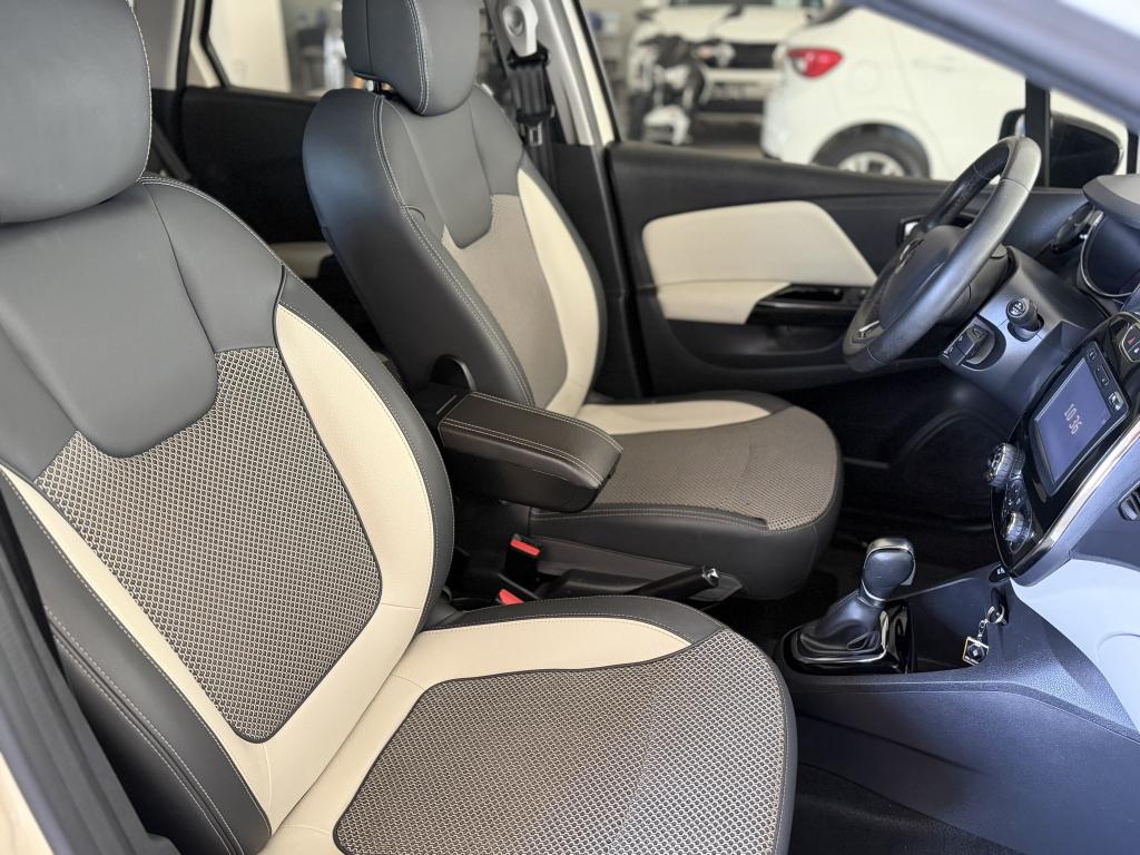 RENAULT Captur - Foto