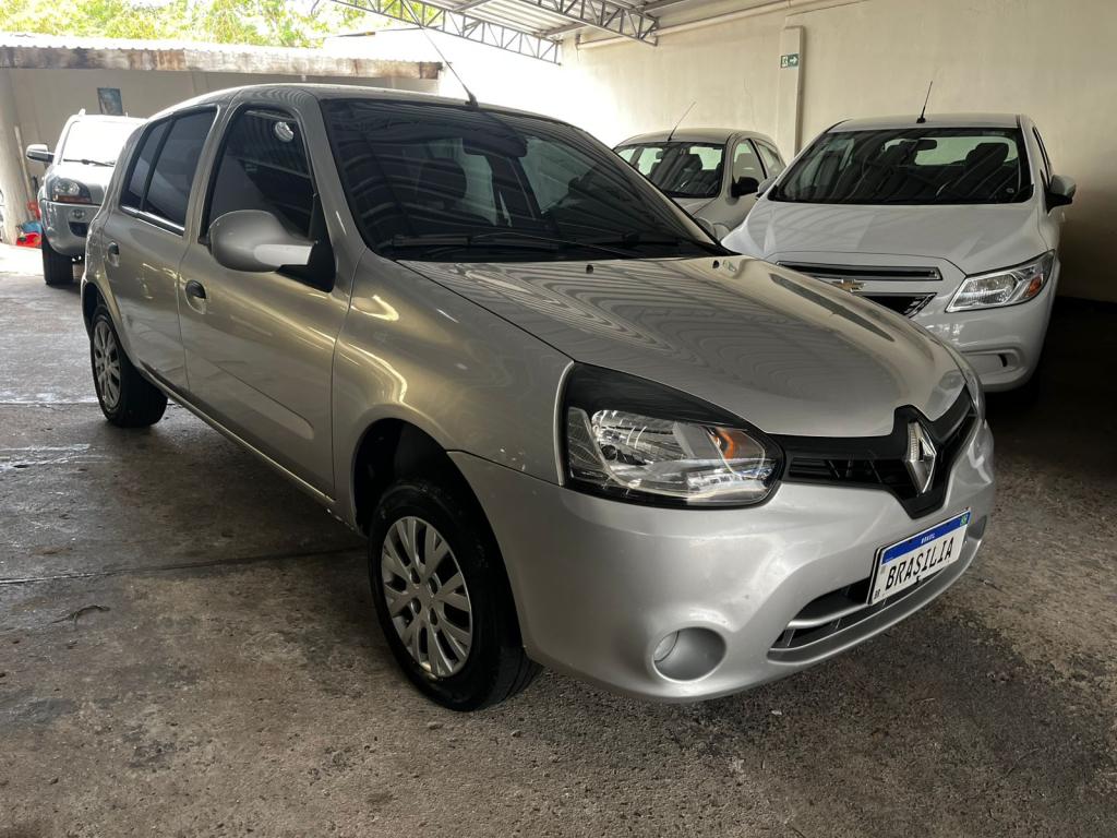 RENAULT Clio Hatch - Foto