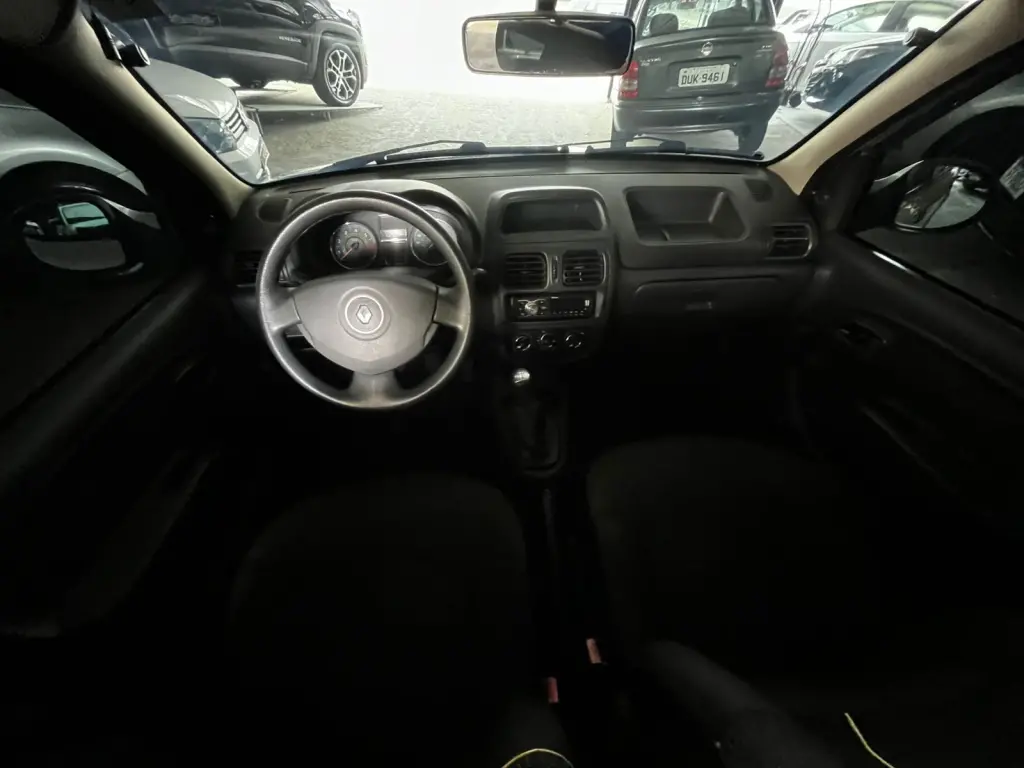 RENAULT Clio Hatch - Foto