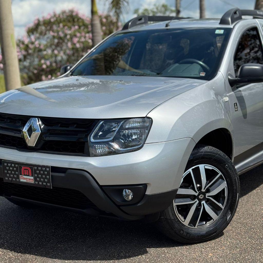 RENAULT Duster - Foto
