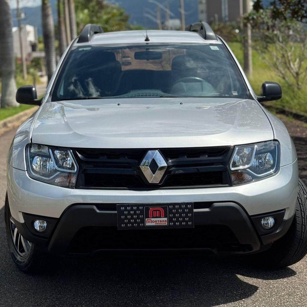 RENAULT Duster - Foto