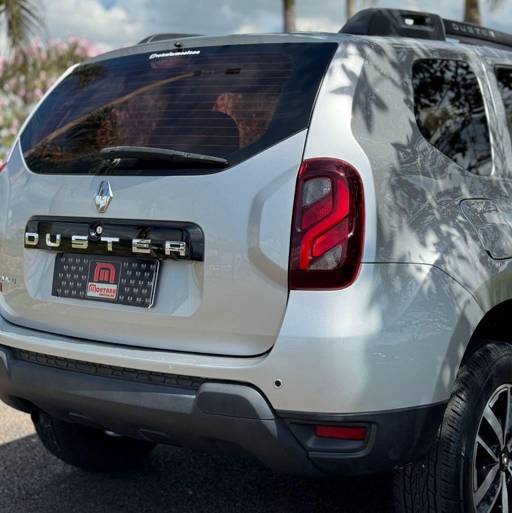 RENAULT Duster - Foto
