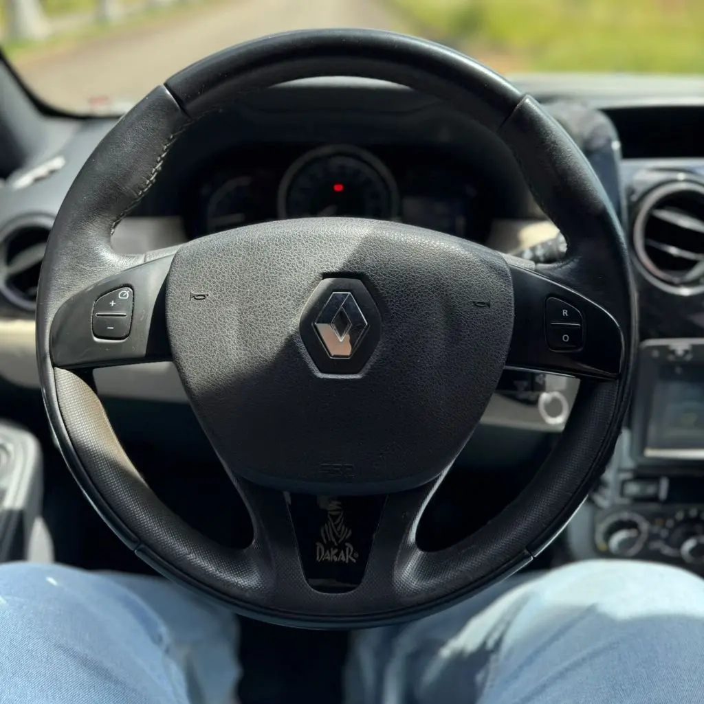 RENAULT Duster - Foto