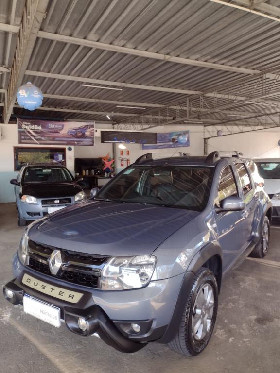 RENAULT Duster - Foto