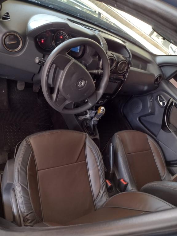 RENAULT Duster - Foto