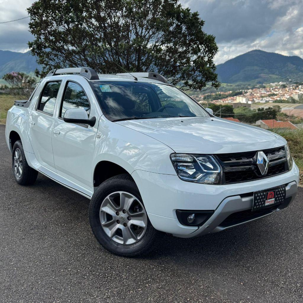 RENAULT Duster - Foto