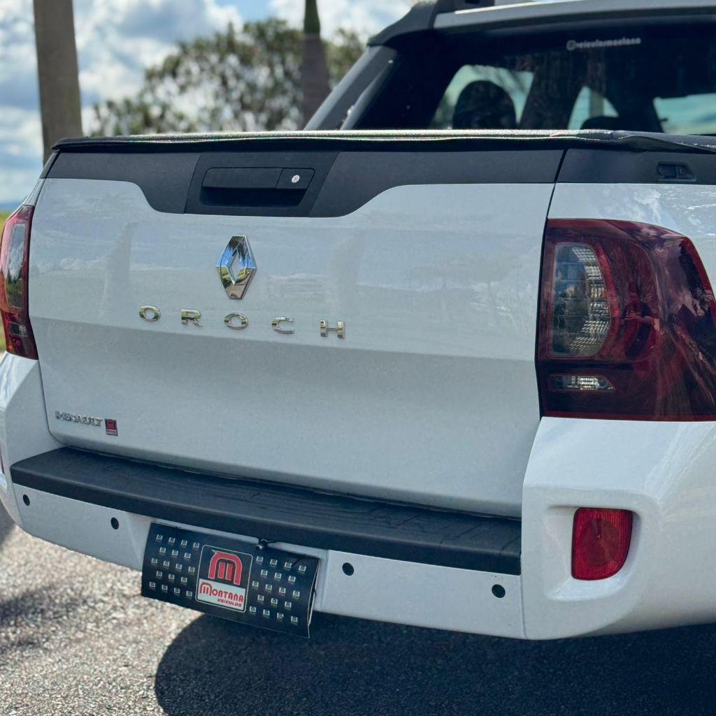 RENAULT Duster - Foto