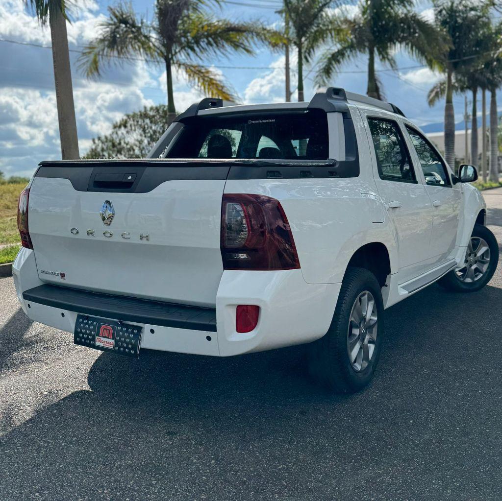 RENAULT Duster - Foto