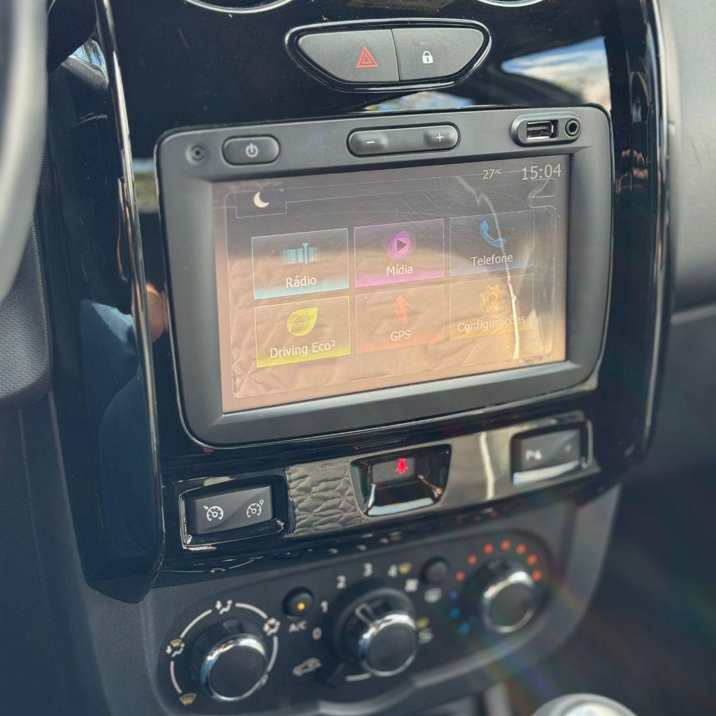 RENAULT Duster - Foto