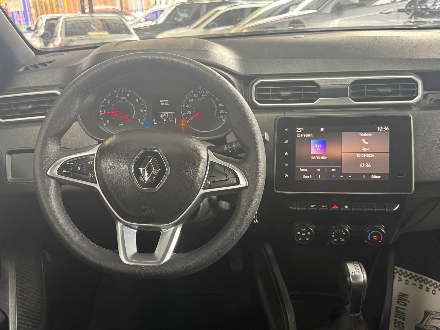 RENAULT Duster - Foto