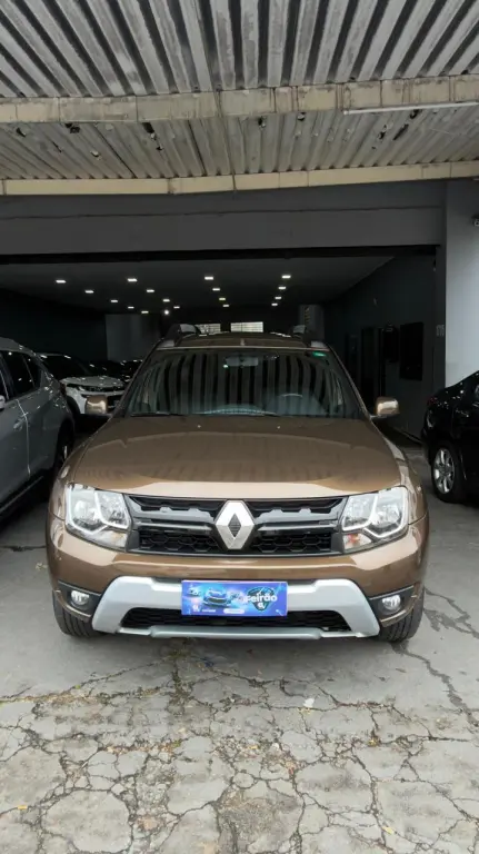 RENAULT Duster - Foto