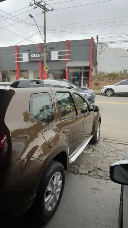 RENAULT Duster - Foto