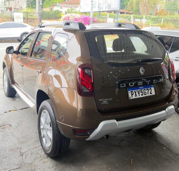 RENAULT Duster - Foto