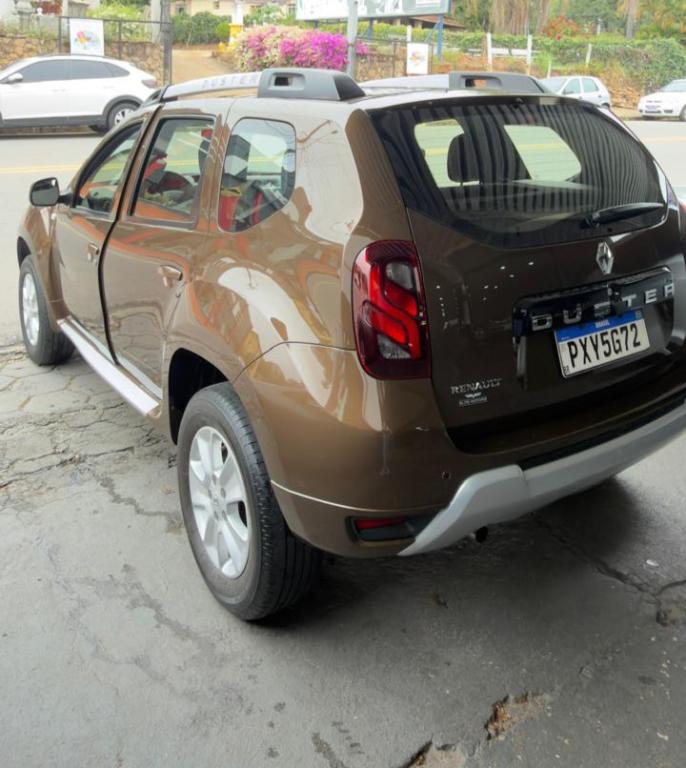 RENAULT Duster - Foto