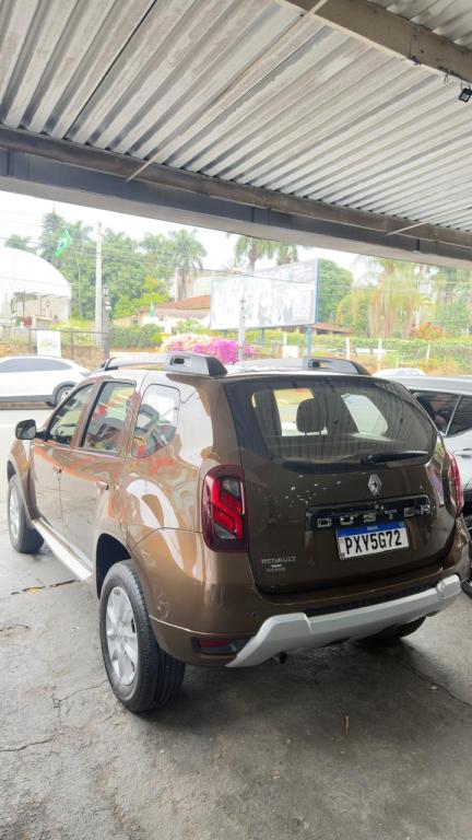 RENAULT Duster - Foto
