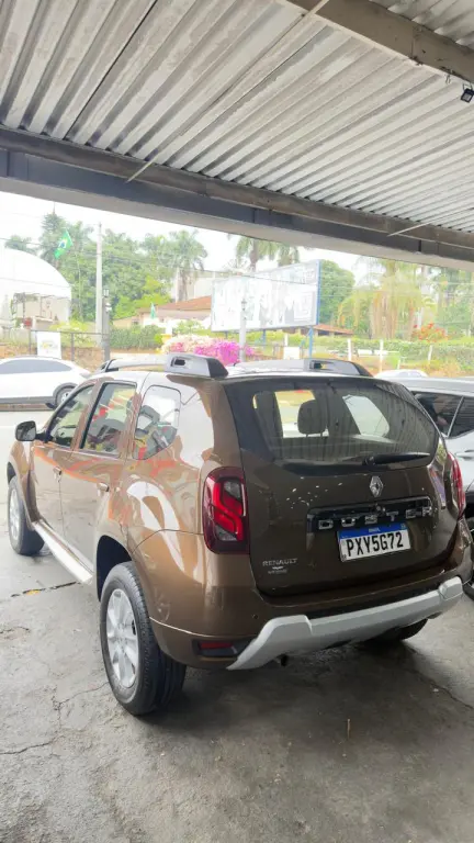 RENAULT Duster - Foto