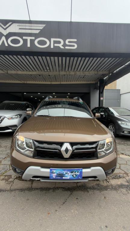 RENAULT Duster - Foto
