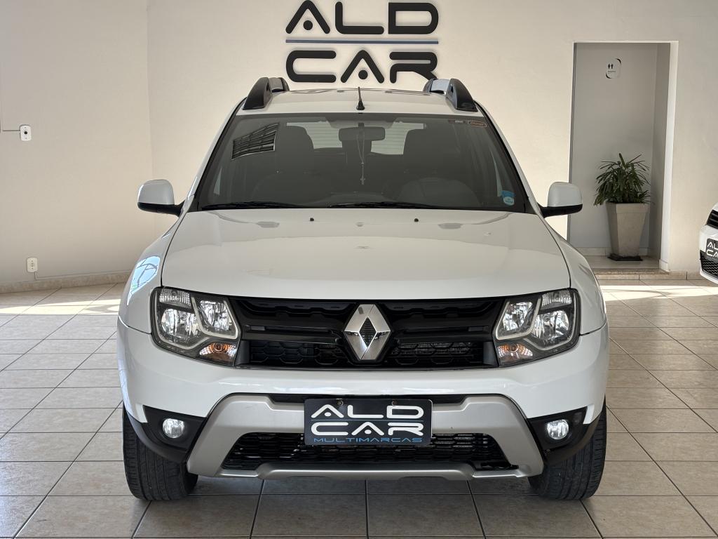 RENAULT Duster - Foto