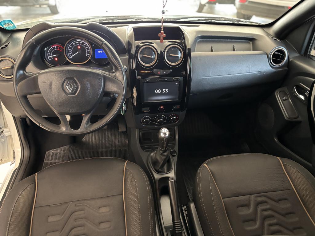 RENAULT Duster - Foto