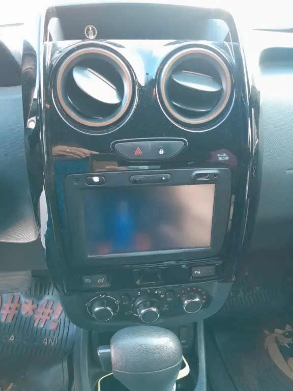 RENAULT Duster - Foto