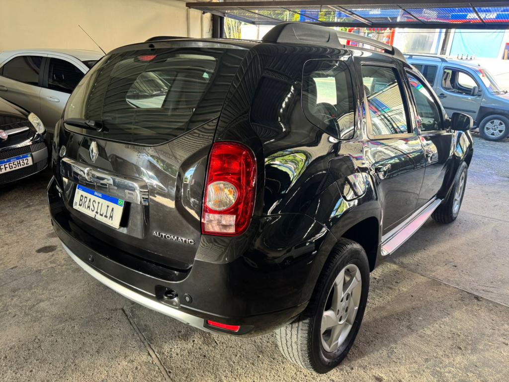 RENAULT Duster - Foto